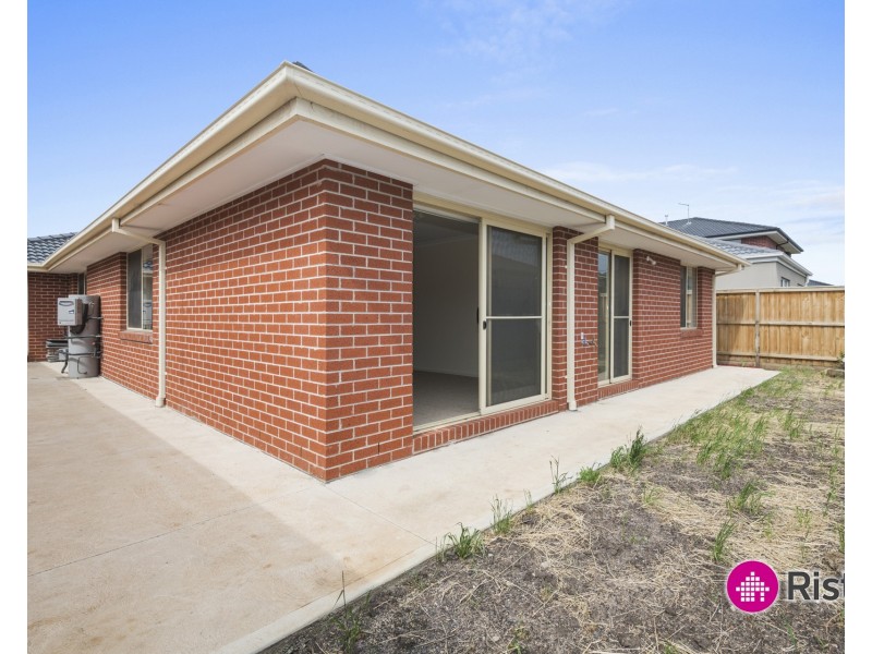 23 Fadaro Drive, Kalkallo VIC 3064