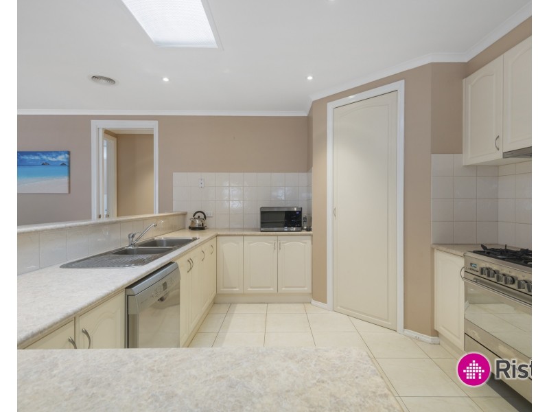 10 Visage Drive, South Morang VIC 3752