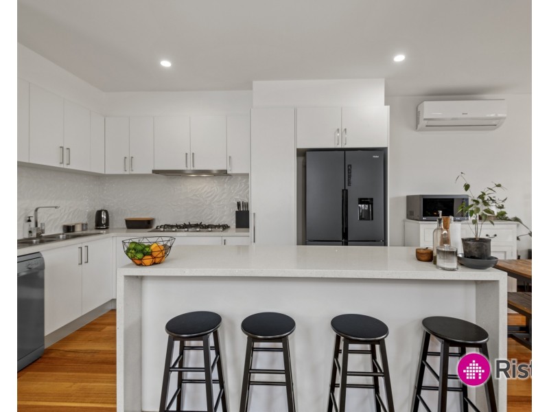 1/90 Saltlake Boulevard, Wollert VIC 3750