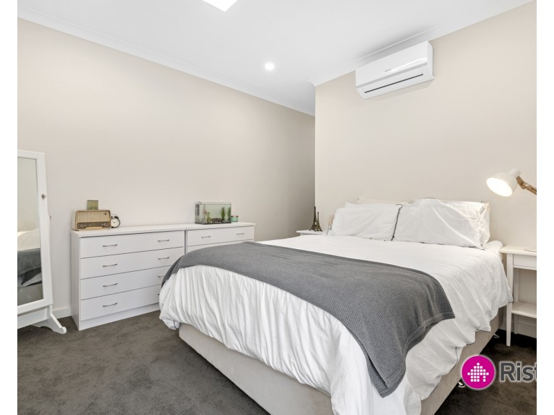1/90 Saltlake Boulevard, Wollert VIC 3750