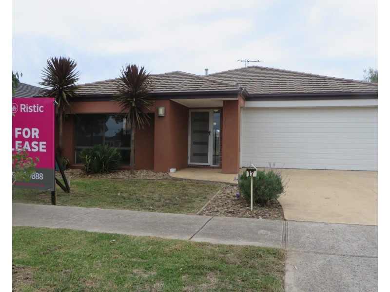 17 Markbeech Crescent, Officer VIC 3809