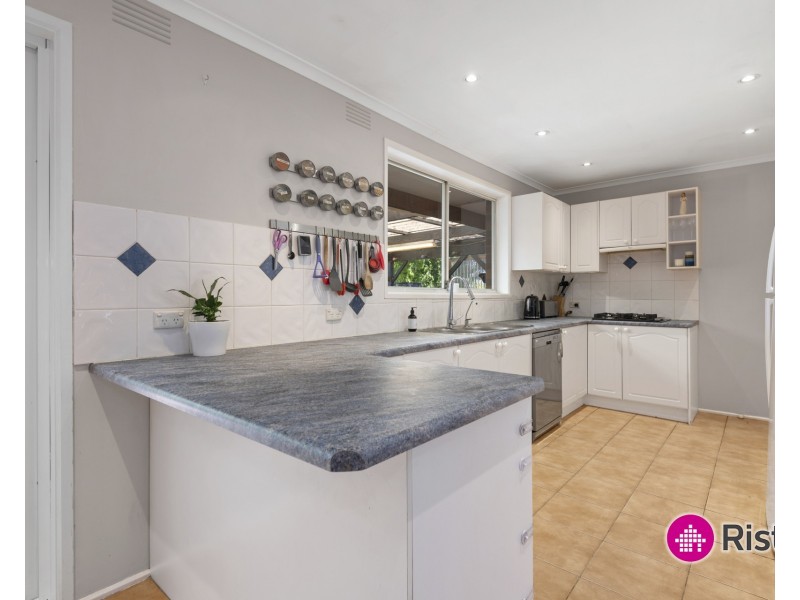 12 Obar Crescent, South Morang VIC 3752