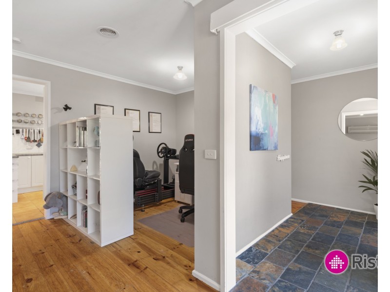 12 Obar Crescent, South Morang VIC 3752