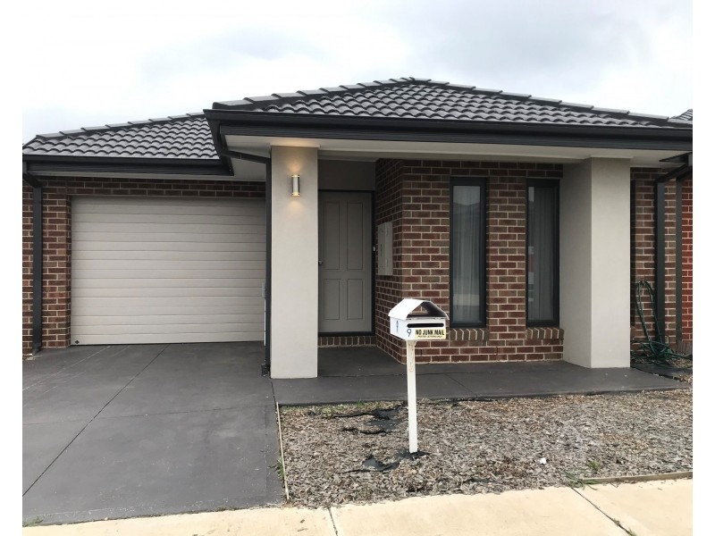 9 Dogwood Way, Mernda VIC 3754