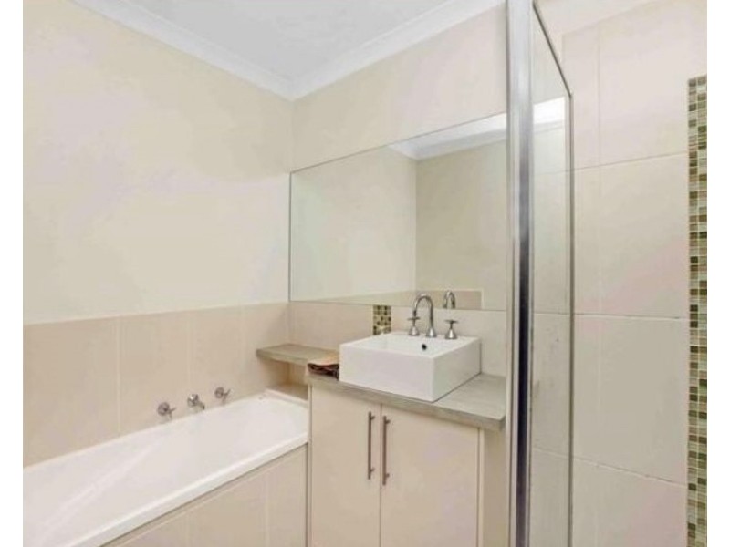 6 Madden Drive, South Morang VIC 3752