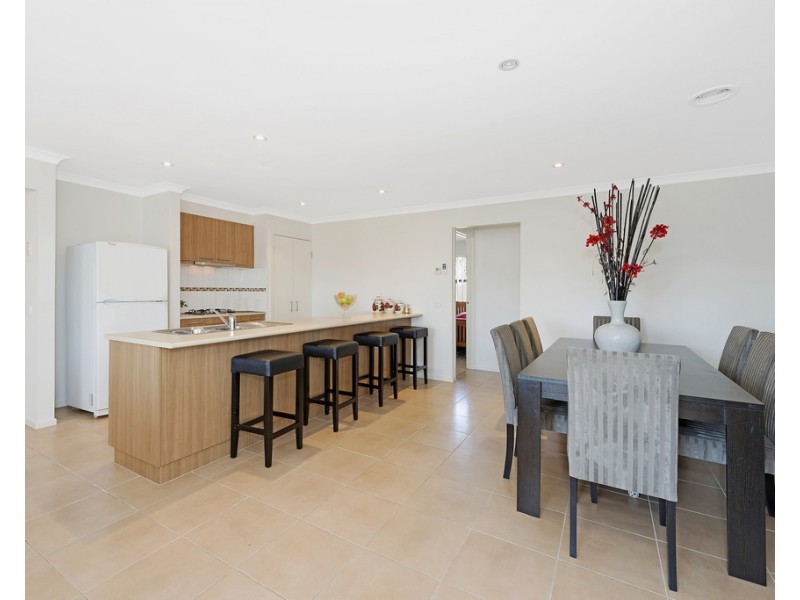 3 Woodridge Crescent, Doreen VIC 3754