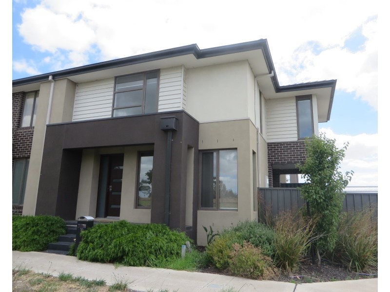 10 Weerona Parkway, Wollert VIC 3750