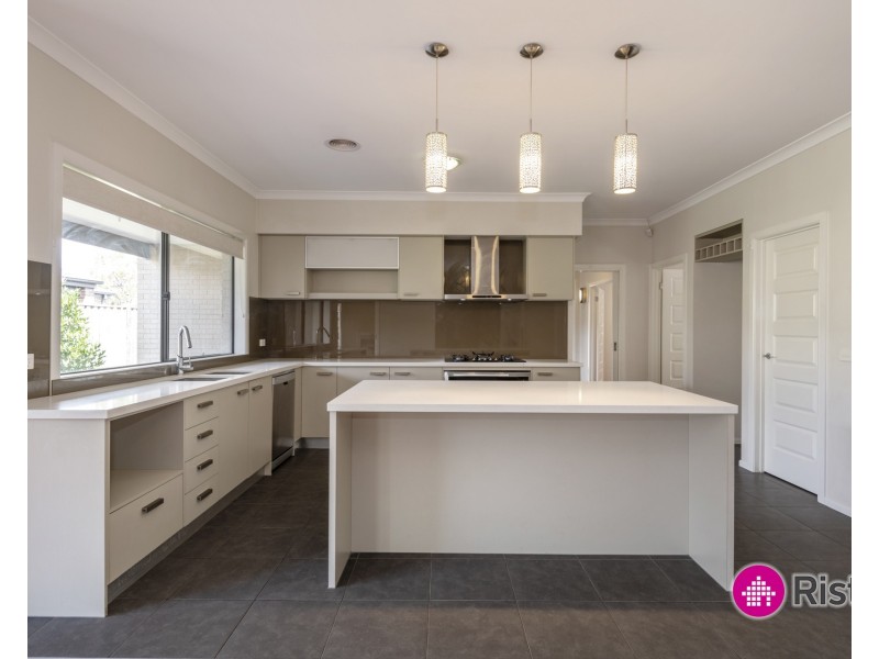 4 Fulham Way, Wollert VIC 3750