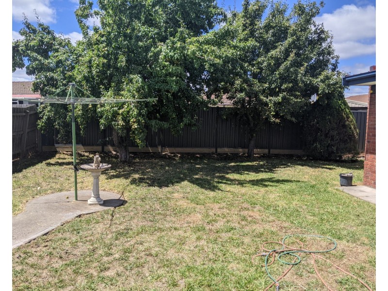 60 Meadow Glen Drive, Epping VIC 3076