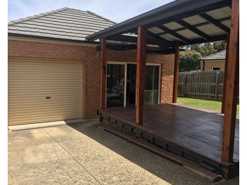 11 Elysee Avenue, South Morang VIC 3752