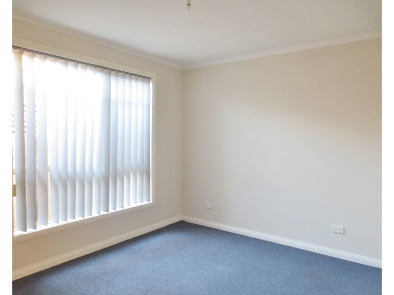 34 Nirvana Drive, South Morang VIC 3752