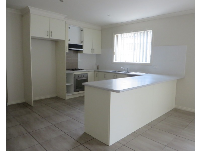 14 Jenolan Way, South Morang VIC 3752