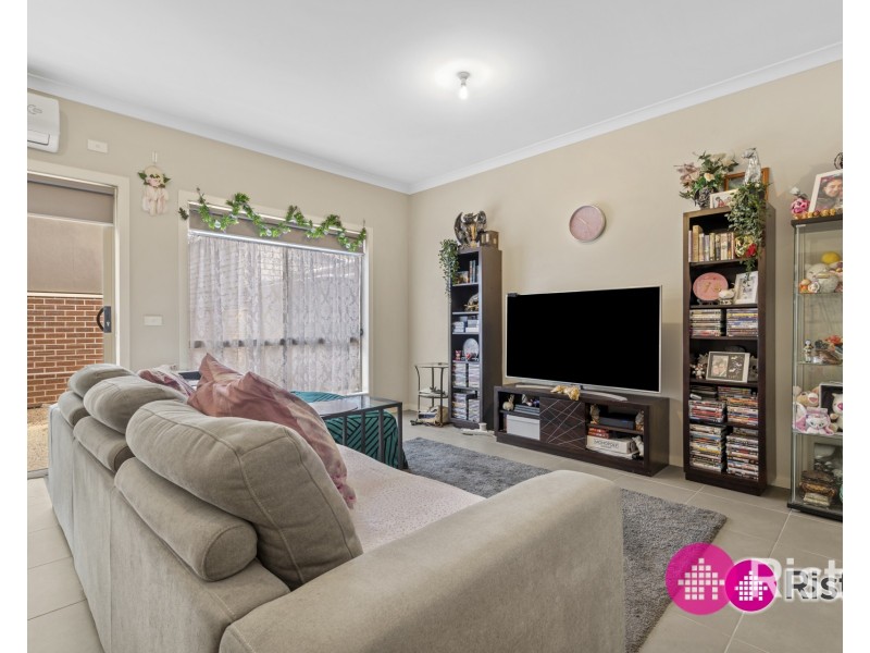 6 Pittard Walk, Epping VIC 3076