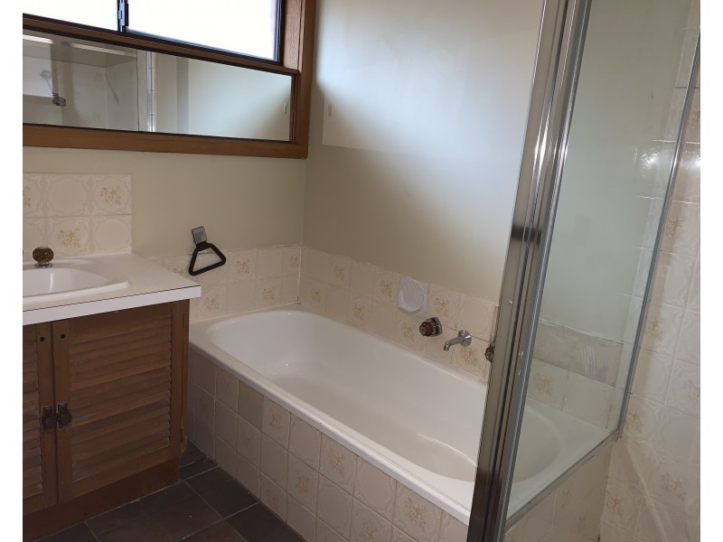 71 Freeman Crescent, Mill Park VIC 3082