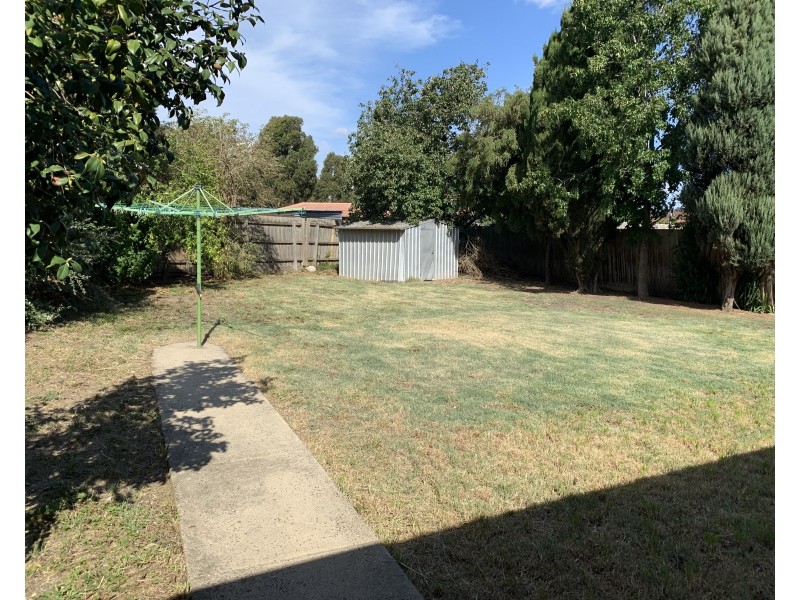 71 Freeman Crescent, Mill Park VIC 3082