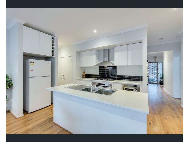 6 Antill Rise, Epping VIC 3076