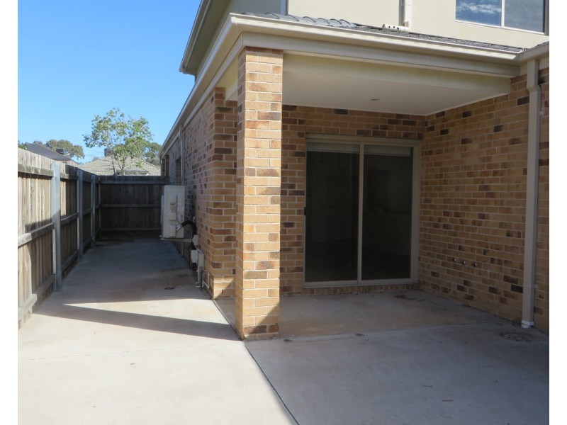 29 Kinkora Crescent, South Morang VIC 3752