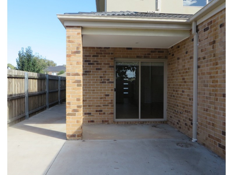 29 Kinkora Crescent, South Morang VIC 3752