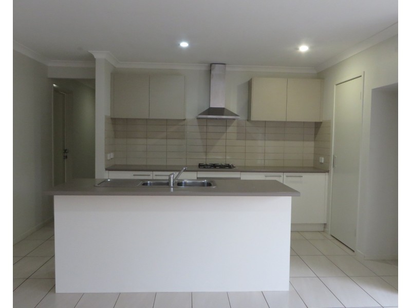 4 Port Road, Doreen VIC 3754