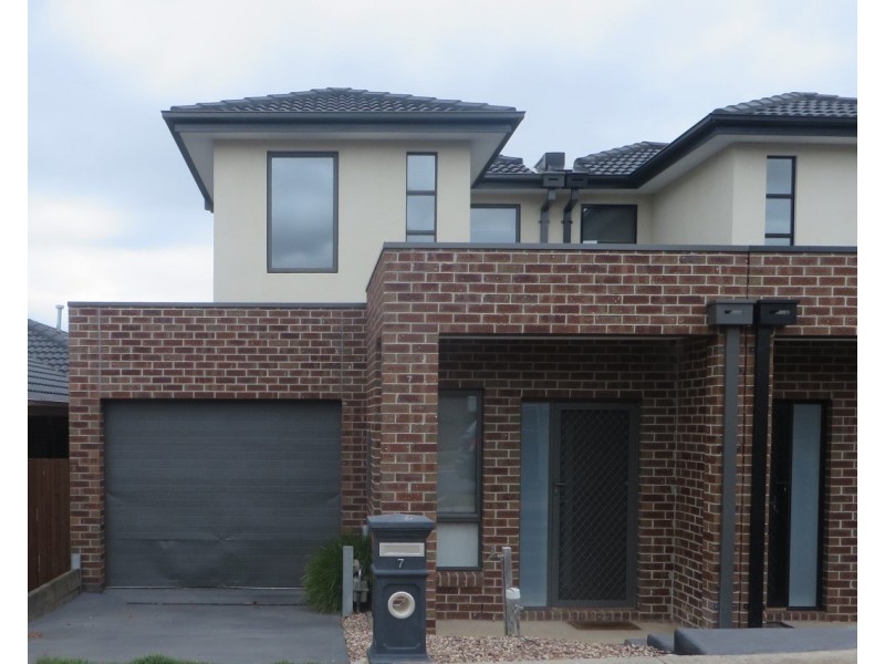 7 Witchazel Drive, South Morang VIC 3752