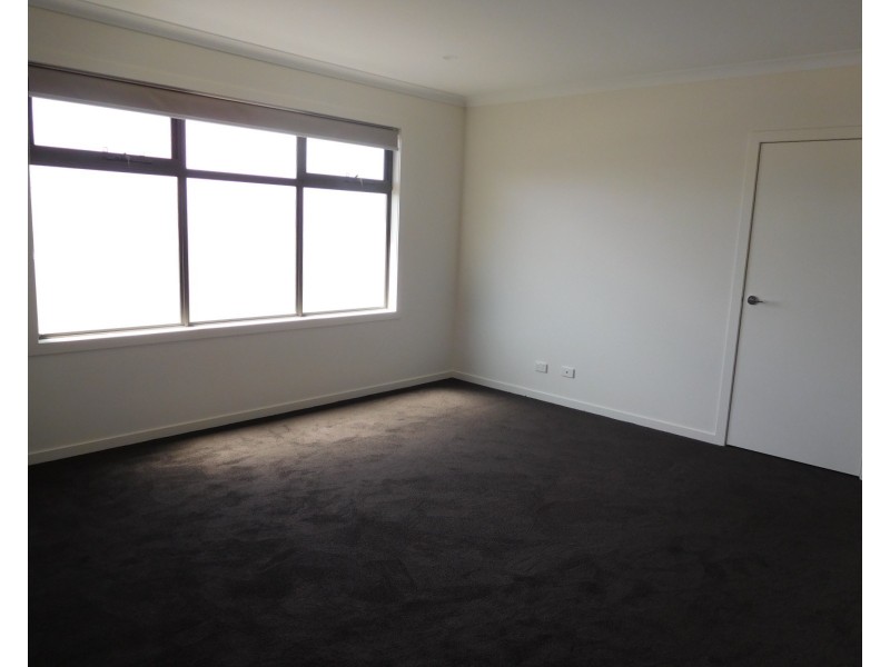 7 Witchazel Drive, South Morang VIC 3752
