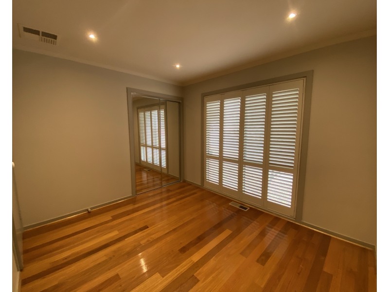 5 Loxton Terrace, Epping VIC 3076