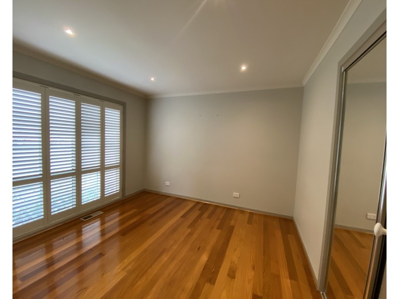 5 Loxton Terrace, Epping VIC 3076