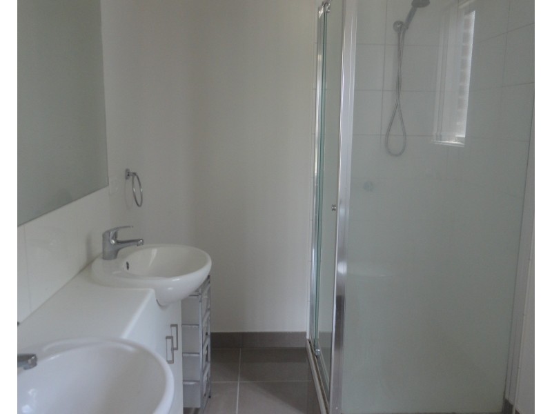 125 Grange Drive, South Morang VIC 3752