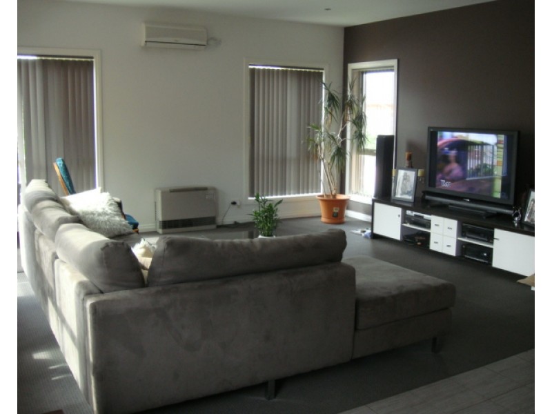 6 Amber Court, South Morang VIC 3752