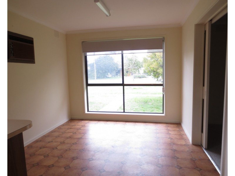 76 Memorial Avenue, Epping VIC 3076