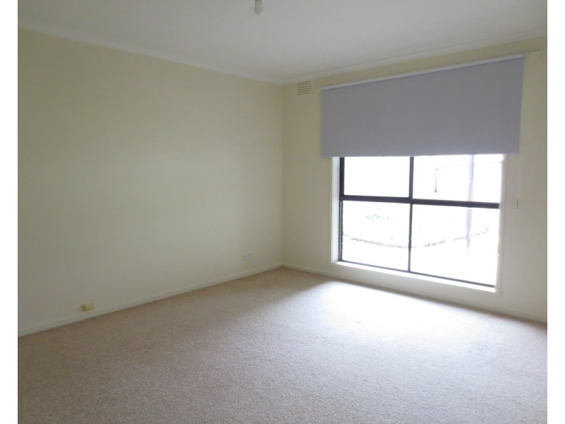 76 Memorial Avenue, Epping VIC 3076