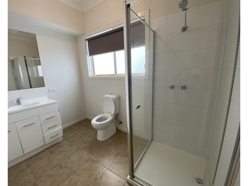 282 The Lakes Boulevard, South Morang VIC 3752
