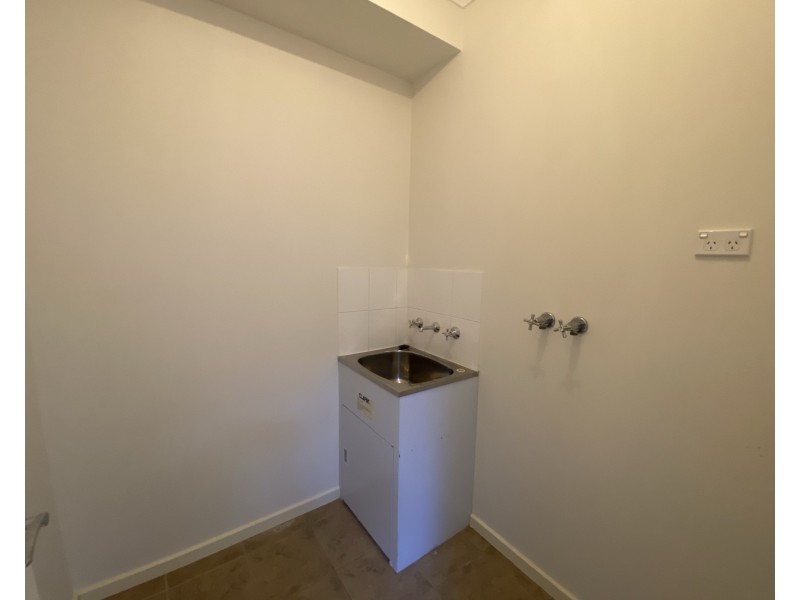 282 The Lakes Boulevard, South Morang VIC 3752