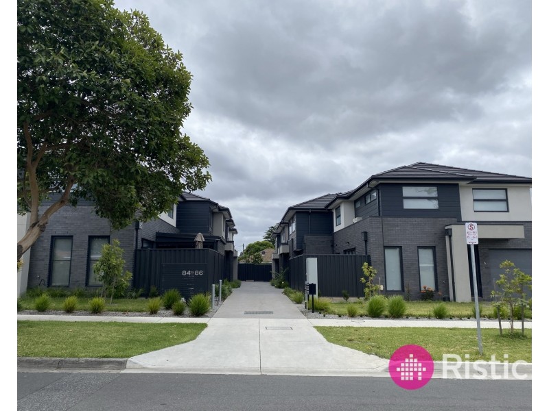 2/84 Howard Street, Reservoir VIC 3073