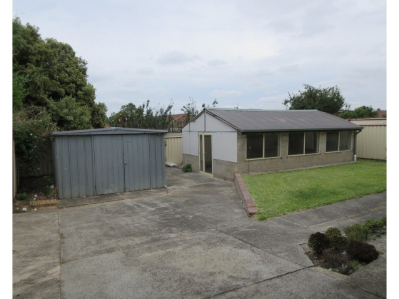 61 Veronica Crescent, Mill Park VIC 3082