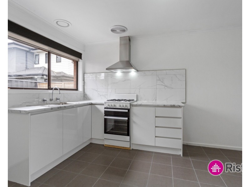 1/18 Duffy Street, Reservoir VIC 3073