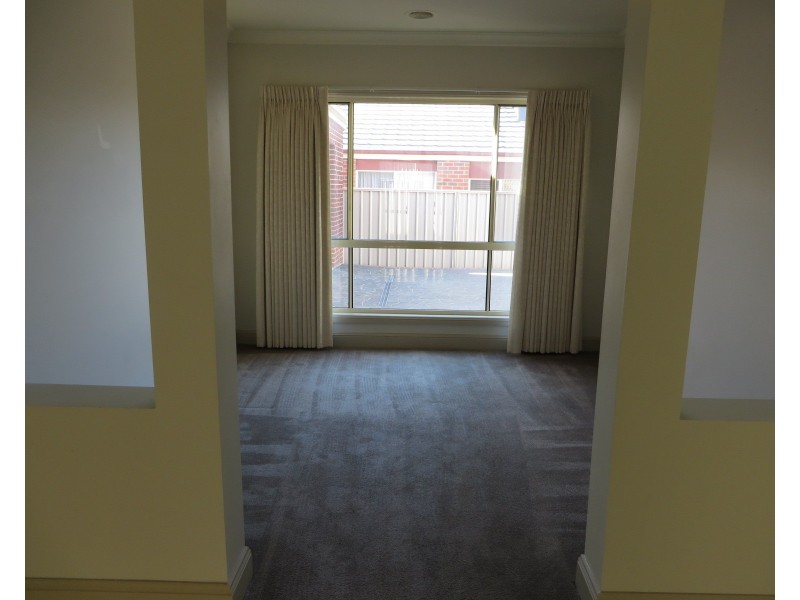 4 Nesting Court, Epping VIC 3076