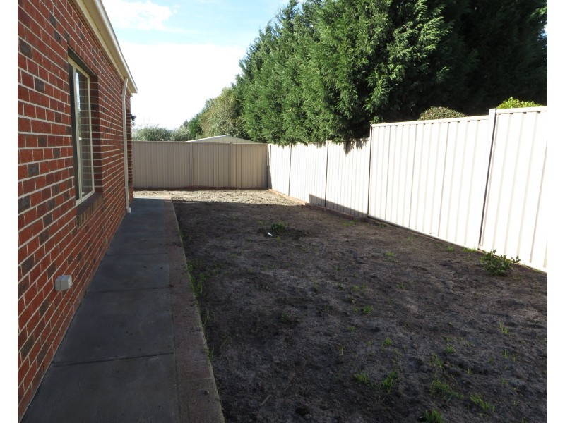 4 Nesting Court, Epping VIC 3076