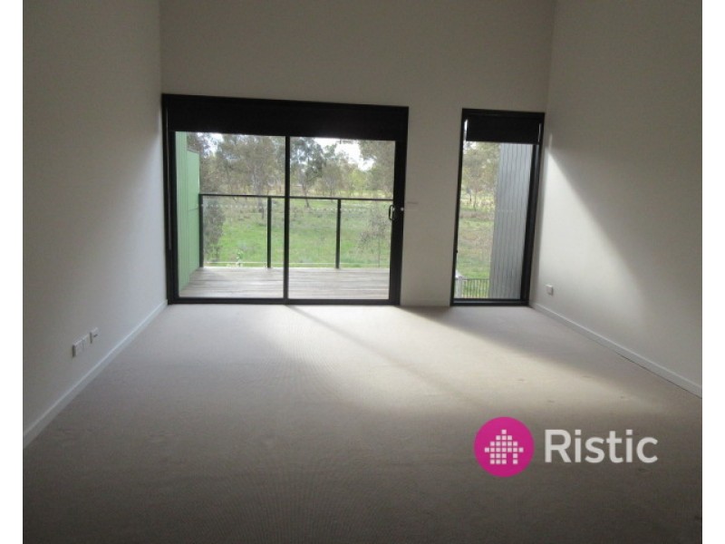 23 Albany Road, Mill Park VIC 3082