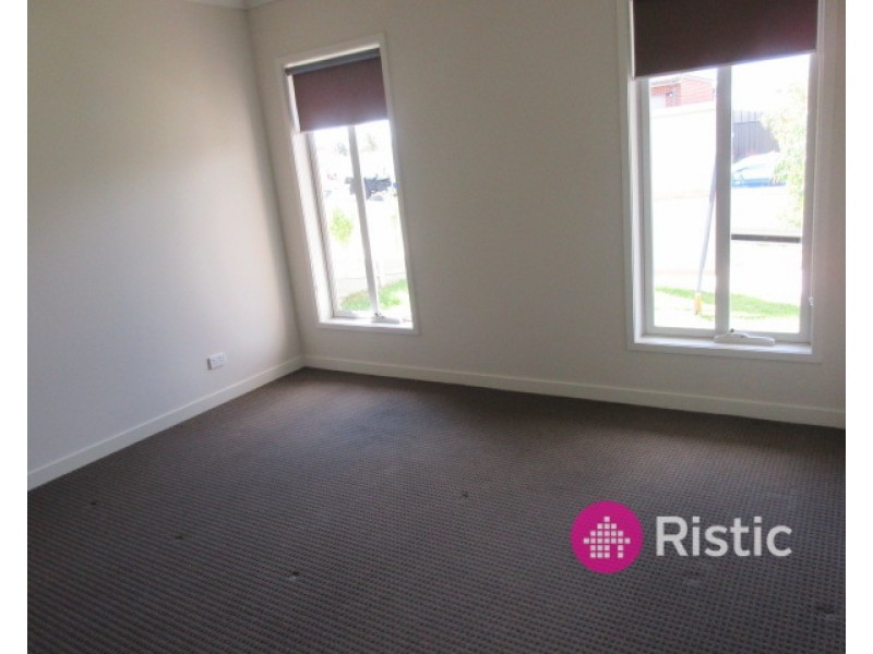 29 Muir Way, Mernda VIC 3754