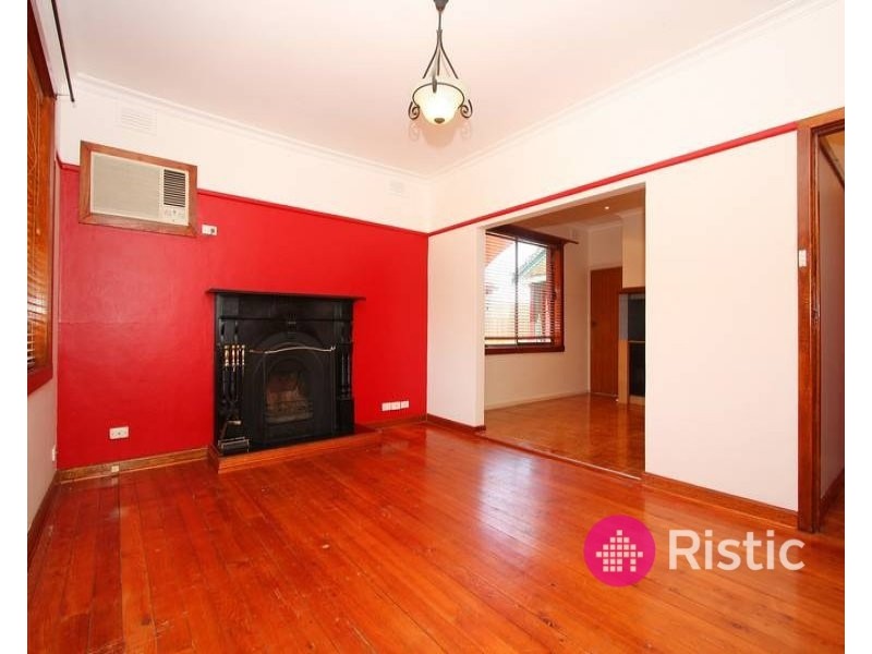 19 Coleman Crescent, Reservoir VIC 3073