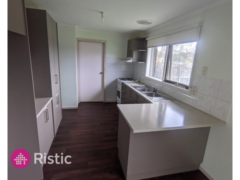 35 Carrington Boulevard, Thomastown VIC 3074