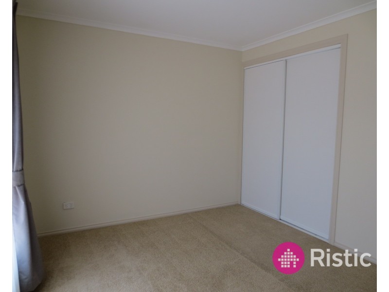 27 Jolly Terrace, South Morang VIC 3752