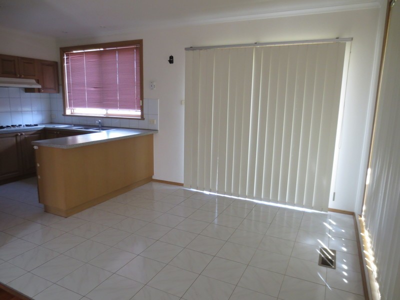 2/35 Azalea Avenue, Mill Park VIC 3082