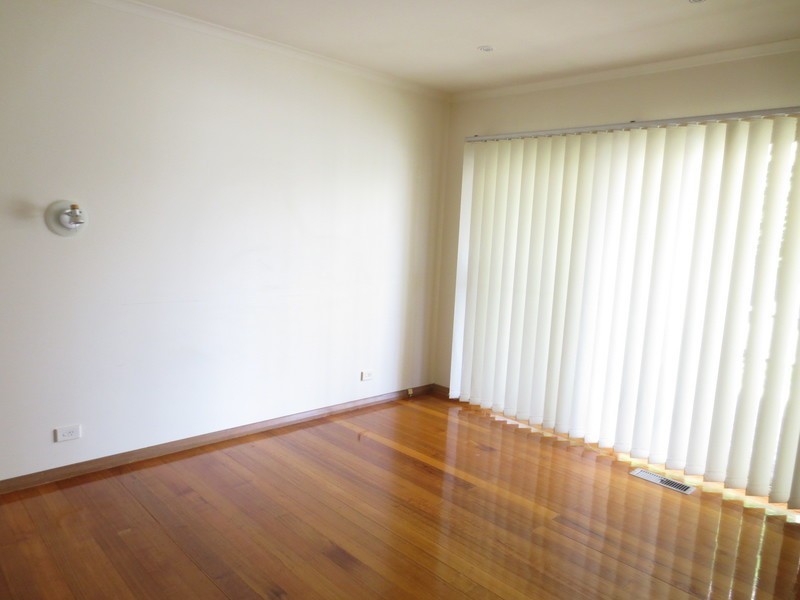 2/35 Azalea Avenue, Mill Park VIC 3082