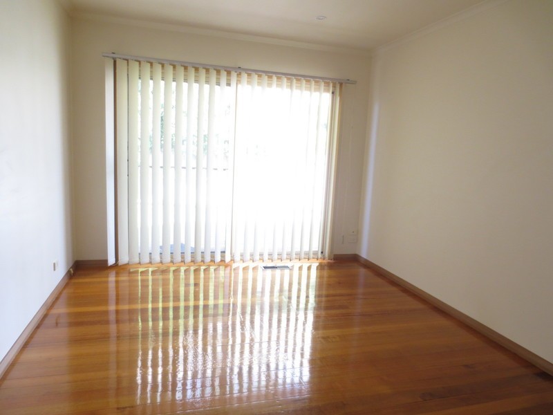2/35 Azalea Avenue, Mill Park VIC 3082