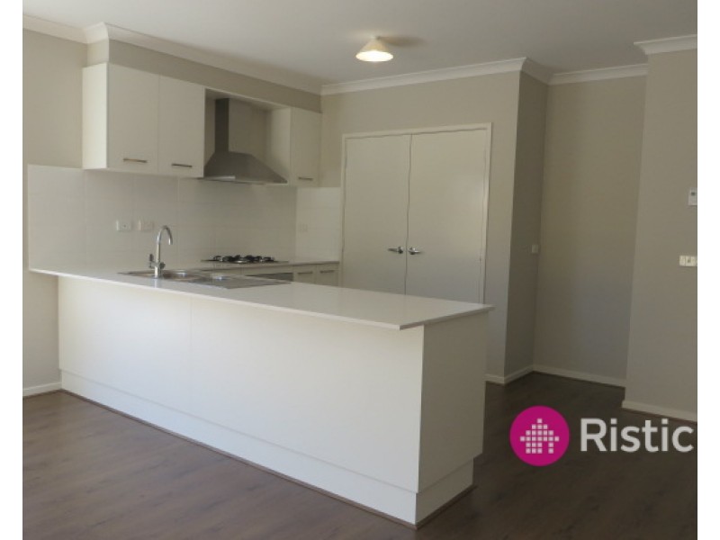 48 Beresford Road, Wollert VIC 3750