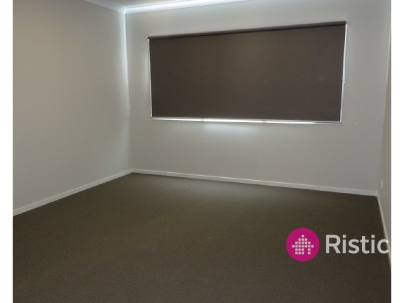 48 Beresford Road, Wollert VIC 3750