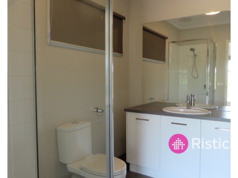 48 Beresford Road, Wollert VIC 3750