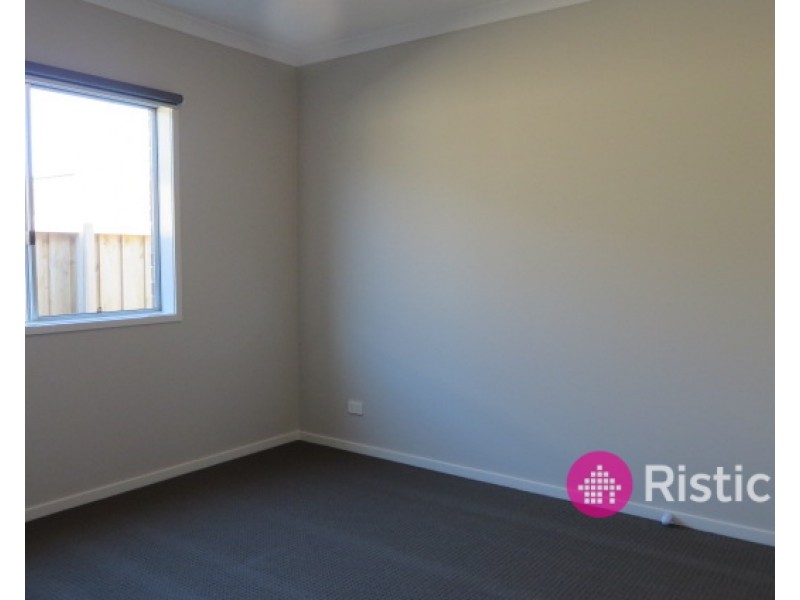 48 Beresford Road, Wollert VIC 3750